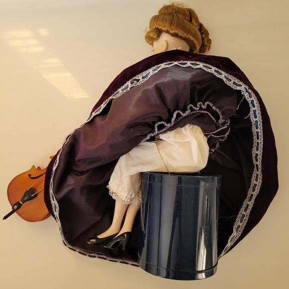 CELESTE Victorian Style Musical Porcelain Doll W/ Cello ANCO  1994 "Feelings" - Picture 13 of 16